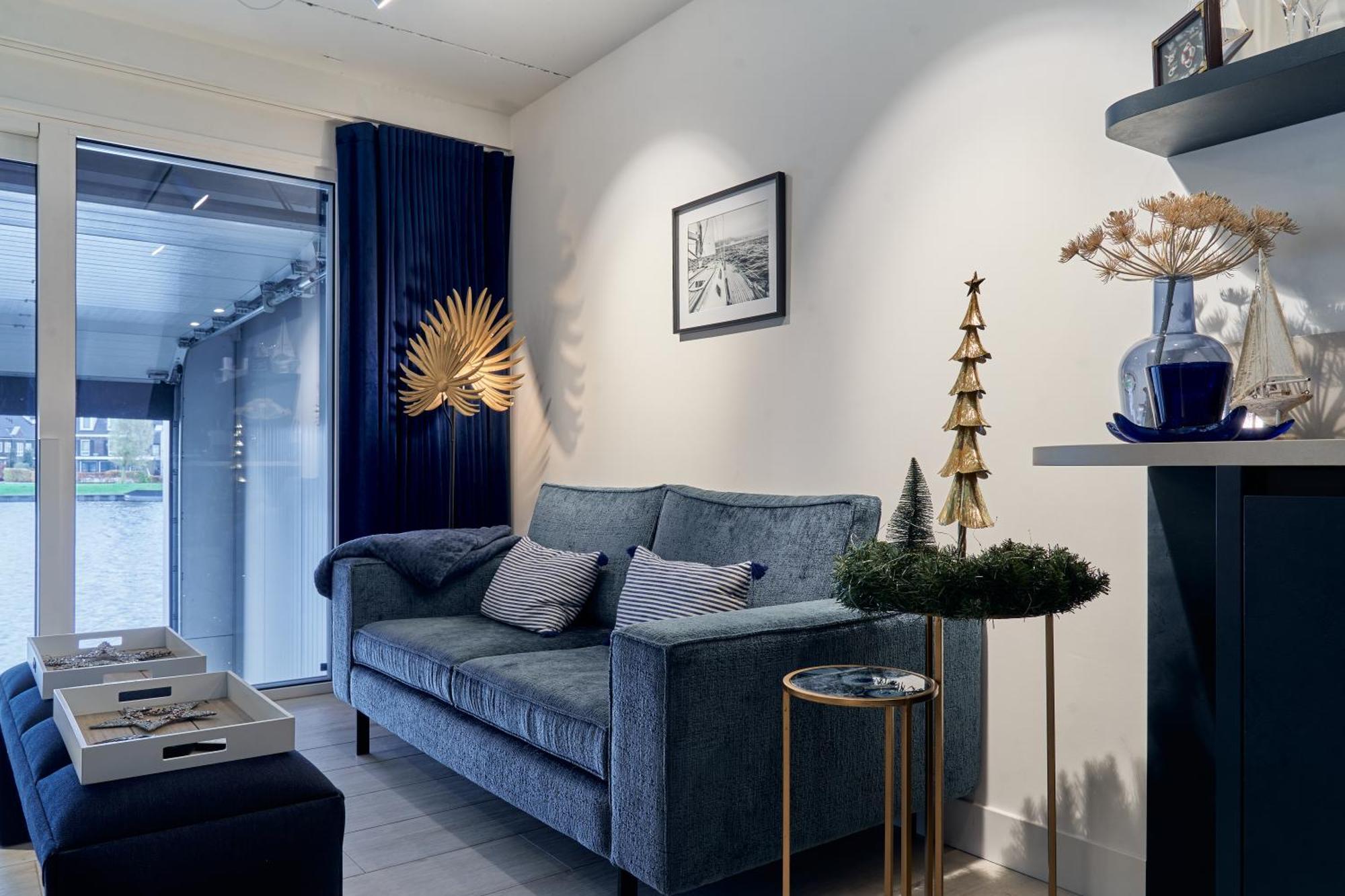 Apartment Captains Boathouse *